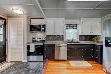 406 S Byrd St, Eden, NC 27288 - photo 6