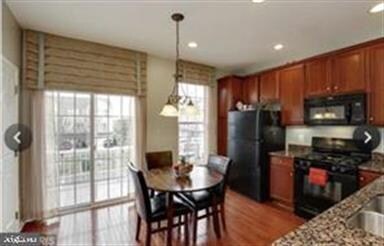 25097 Francisco Terrace, Chantilly, VA 20152 - photo 4