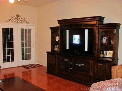 High Ceilings, spacious. Neutral Colors.