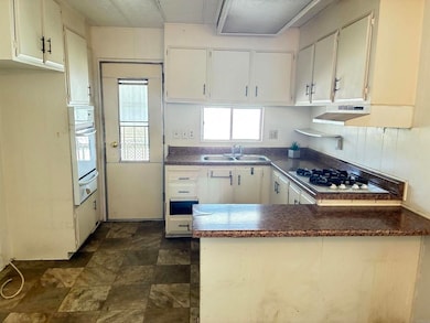 718 Sycamore Ave unit 23, Vista, CA 92083 - photo 5