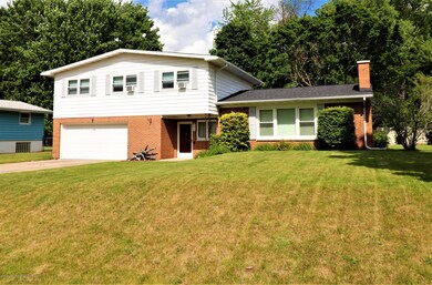 844 E Thomas L Pkwy, Lansing, MI 48917 - photo 2