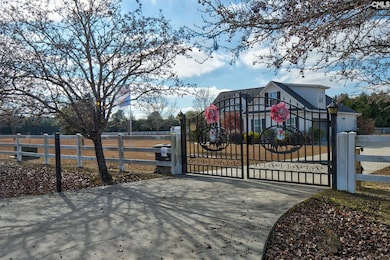 814 Moonshadow Ln, Darlington, SC 29540 - photo 4