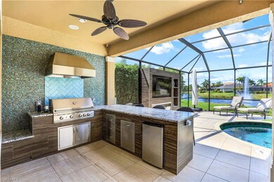 Outdoor chef's kitchen & entertainment space