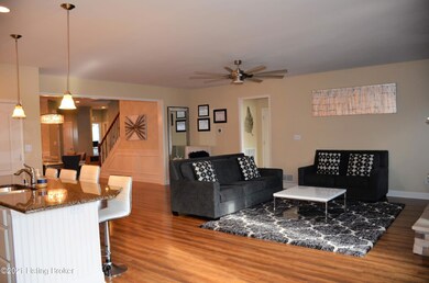 11712 English Meadow Dr, Louisville, KY 40229 - photo 3