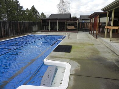 1219 Wedgewood Dr unit 5, Central Point, OR 97502 - photo 7