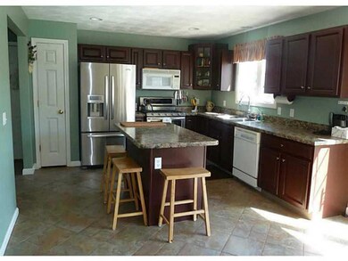 32 Dawn Ct, Wakefield, RI 02879 - photo 4