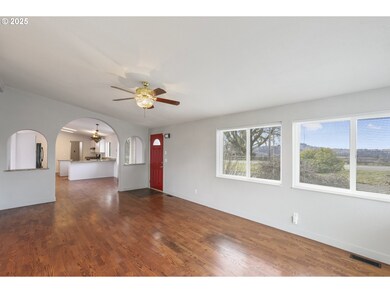 75128 Townsend Rd, Rainier, OR 97048 - photo 4