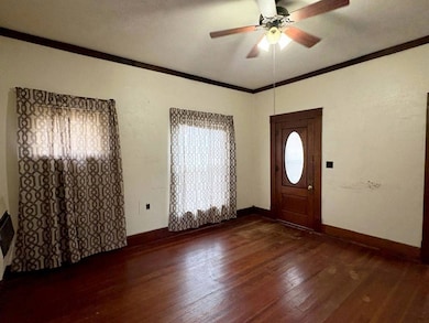 214 S Washington St, Geff, IL 62842 - photo 3