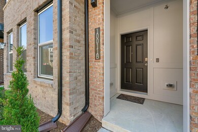 10011 American Pharoah Ln unit B, Laurel, MD 20723 - photo 2