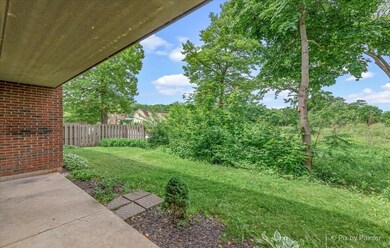 111 Jefferson St unit G, Algonquin, IL 60102 - photo 2