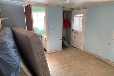 Ozarks Fixer Upper For Sale in Town4
