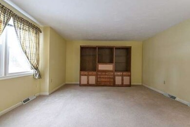 39 Pinecrest Village, Hopkinton, MA 01748 - photo 5