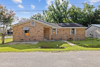 2-web-or-mls-810 Abbirene St-2