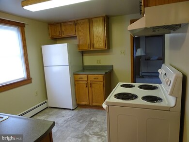 1511 N Franklin St, Chambersburg, PA 17201 - photo 5