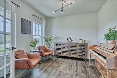 OFFICE/MEDIA/DEN