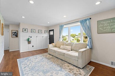 807 Bentwillow Dr, Glen Burnie, MD 21061 - photo 7