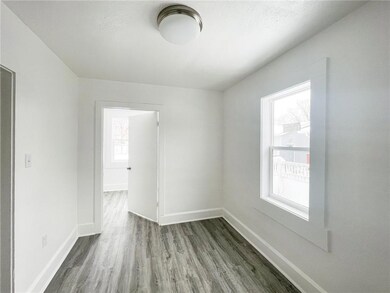 1305 E 26th St, Des Moines, IA 50317 - photo 7