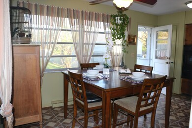Dinette area