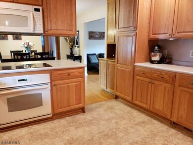 Lots of cupboards