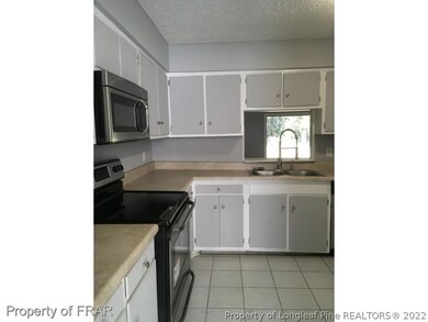 575 Winding Creek Rd, Fayetteville, NC 28305 - photo 3