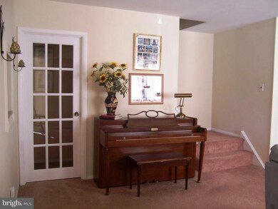 22 Fitzwatertown Rd unit G9, Willow Grove, PA 19090 - photo 3