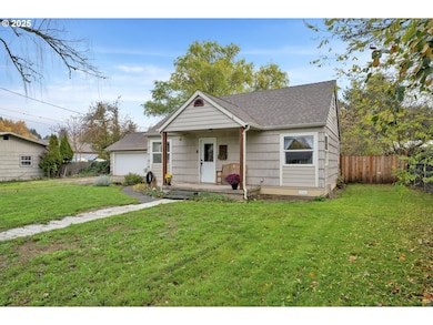 422 Elder St, Drain, OR 97435 - photo 3