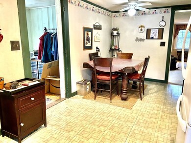 45 Carleton Rd, Rochdale, MA 01542 - photo 4