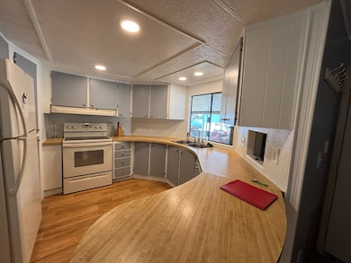 2027 Providence Ln, Bushnell, FL 33513 - photo 4