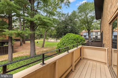 11110 Saffold Way, Reston, VA 20190 - photo 5