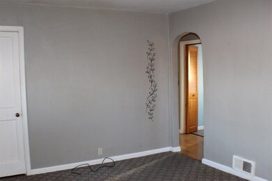 668 N Spring St, Wabash, IN 46992 - photo 4