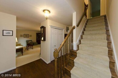 1801 Hursley Ct, Vienna, VA 22182 - photo 3