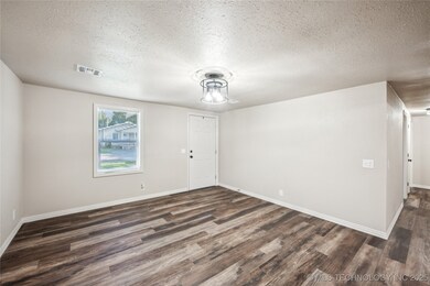 306 Short St, Tahlequah, OK 74464 - photo 5