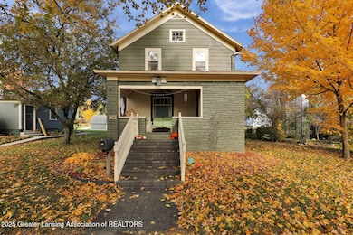 317 E Elm St, Mason, MI 48854 - photo 2