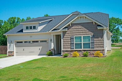 272-Cooper-Creek-Drive-03