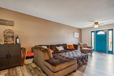 7-web-or-mls-1595-mcnaughten-rd