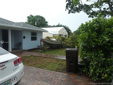 515 40th St, West Palm Beach, FL 33407 - photo 2