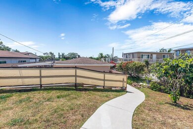 1090 Gardena Rd unit B, Encinitas, CA 92024 - photo 2