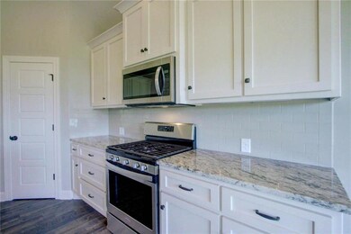 19421 W 201st St, Spring Hill, KS 66083 - photo 3