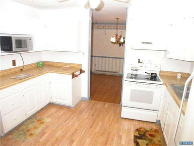 949 Woods Rd, Bear, DE 19701 - photo 6