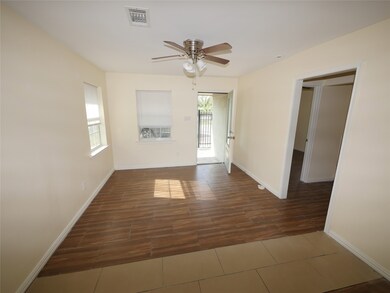 4727 Denmark St, Houston, TX 77016 - photo 3