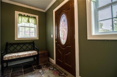 Front Entry Way!