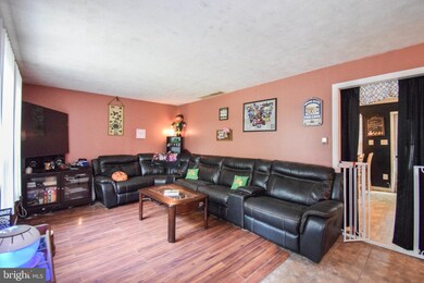 508 Poe Ave, Clayton, NJ 08312 - photo 2