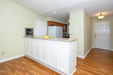 6-web-or-mls-2700 Cottage (2 of 26)