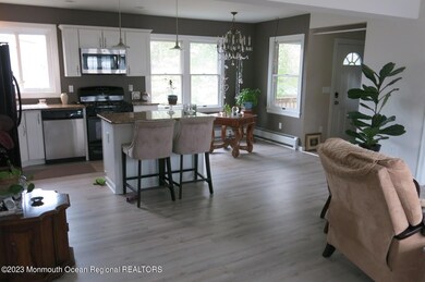 115 Pinewood Rd, Toms River, NJ 08753 - photo 5