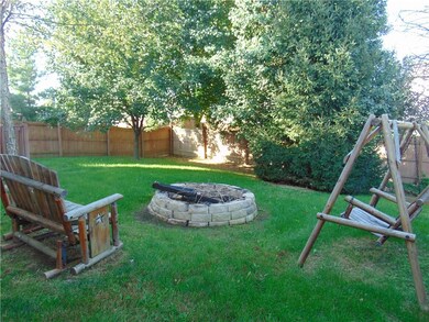 2688 Longleaf Dr, Greenwood, IN 46143 - photo 3