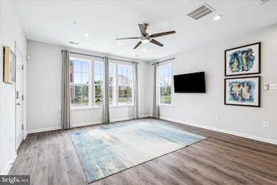 9454 James MacGowan Ln unit 447, Owings Mills, MD 21117 - photo 3