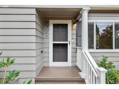 7327 N Oatman Ave, Portland, OR 97217 - photo 2