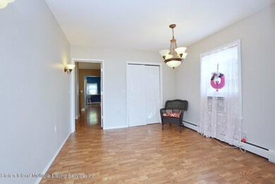 69 Beacon Ave, Staten Island, NY 10306 - photo 4