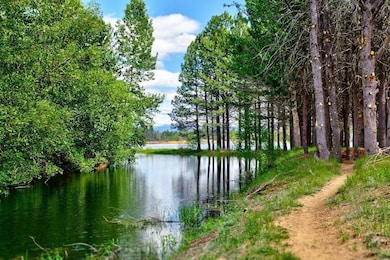 Access to Lake Cascade