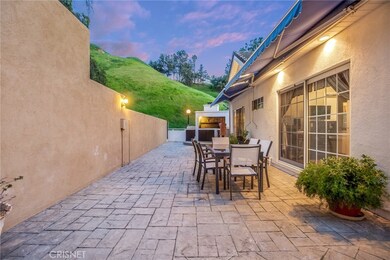 22401 Sentar Rd, Woodland Hills, CA 91364 - photo 7